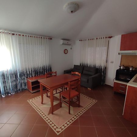 Summer Gate Apartment Saranda Dış mekan fotoğraf