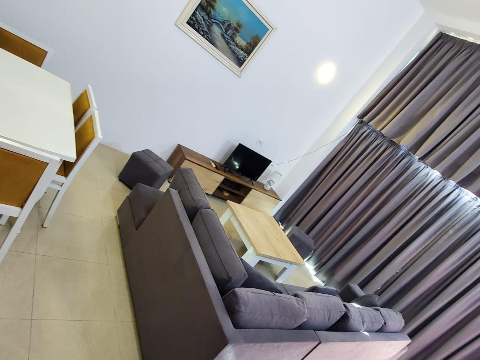 Summer Gate Apartment Saranda Dış mekan fotoğraf